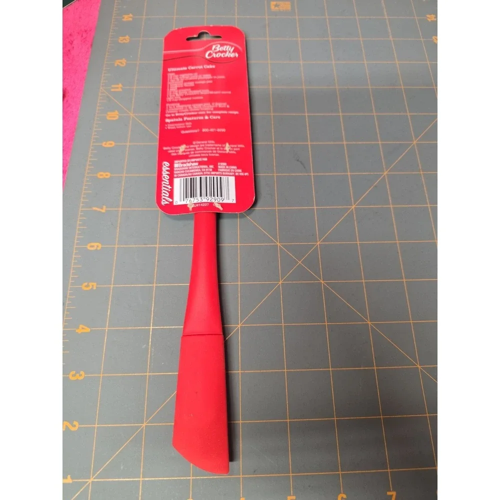 Betty Crocker Silicone Double Ended Scraper Spreader Kitchen Utensil  New NWT